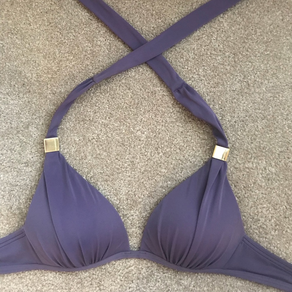 Victoria’s Secret - Halter Bikini Set. 🆓 Bottoms